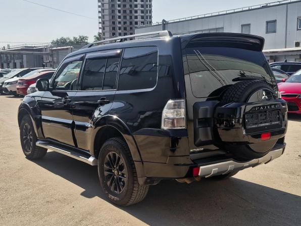 Mitsubishi Pajero IV Рестайлинг 1 с пробегом 2012 года, цена 1 859 000 рублей, 253842 км, внедорожник, Автокод Объявления