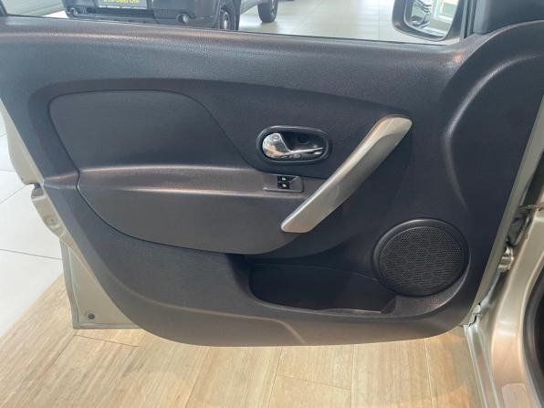 Renault Logan II с пробегом 2014 года, цена 390 000 рублей, 270815 км, седан, Автокод Объявления