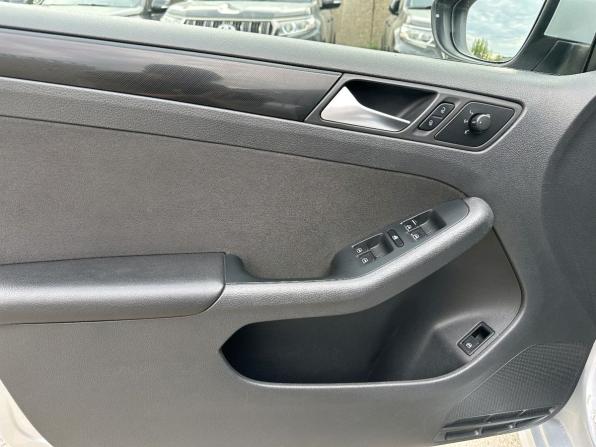 Volkswagen Jetta VI с пробегом 2012 года, цена 590 000 рублей, 170859 км, седан, Автокод Объявления