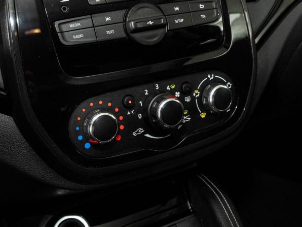 Renault Kaptur I Рестайлинг с пробегом 2021 года, цена 1 548 000 рублей, 71329 км, внедорожник, Автокод Объявления