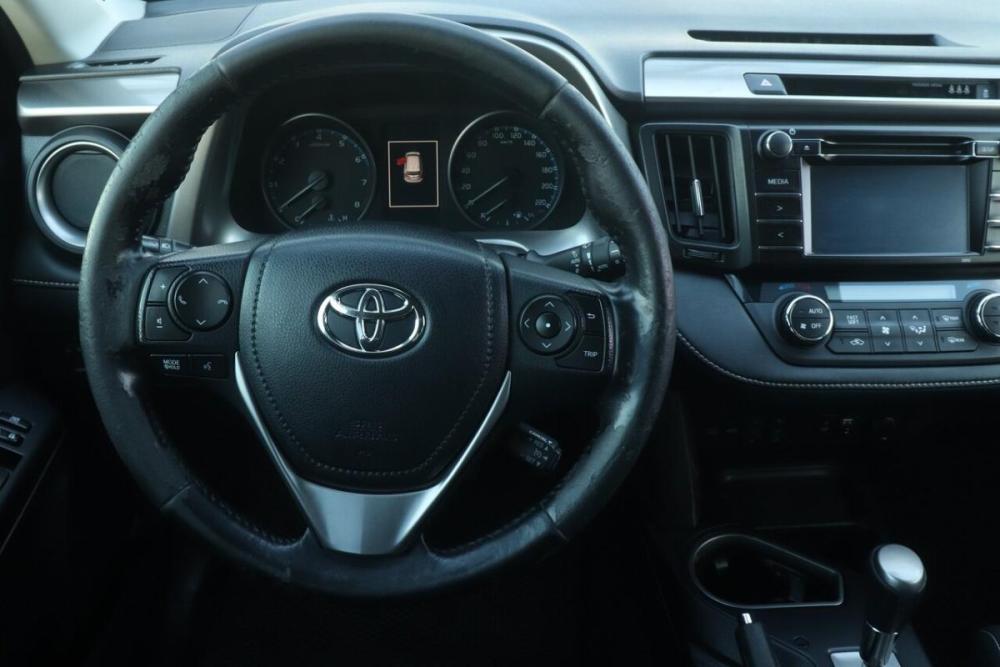 Toyota RAV4 IV (XA40) Рестайлинг Казань  - изображение 13