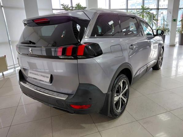 Peugeot 5008 II с пробегом 2018 года, цена 1 900 000 рублей, 100119 км, внедорожник, Автокод Объявления