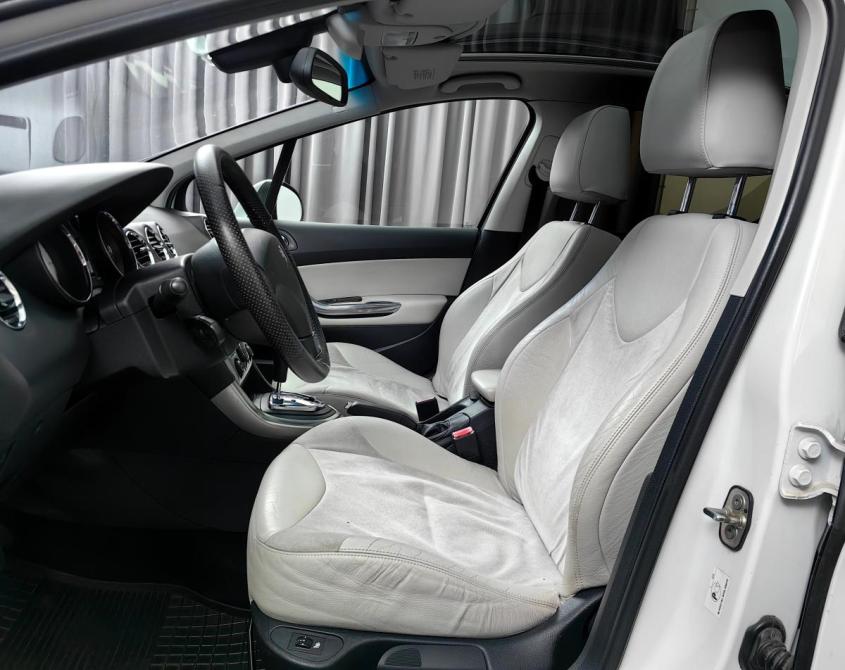 Peugeot 308 I Москва  - изображение 9