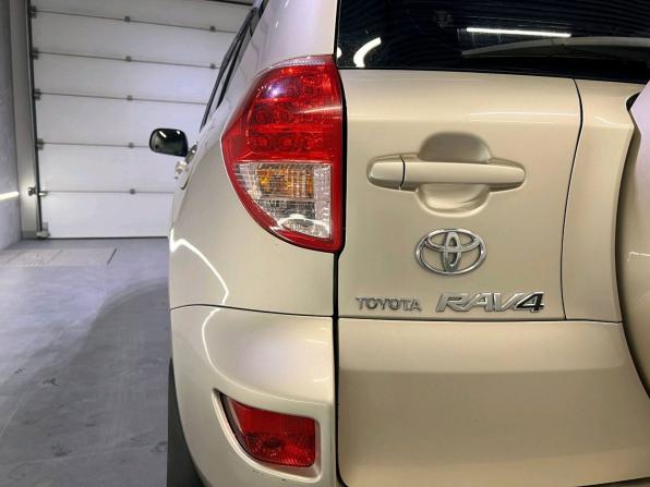 Toyota RAV4 III (XA30) с пробегом 2006 года, цена 1 049 000 рублей, 156455 км, внедорожник, Автокод Объявления