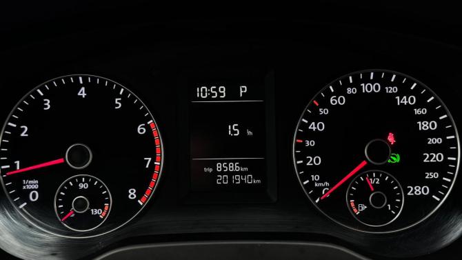 Volkswagen Jetta VI Рестайлинг с пробегом 2014 года, цена 999 000 рублей, 201940 км, седан, Автокод Объявления