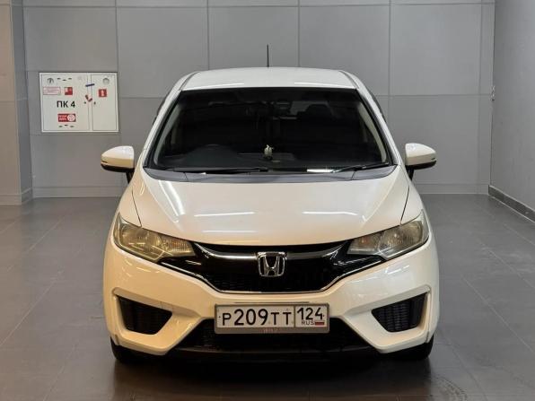 Honda Fit III Рестайлинг с пробегом 2017 года, цена 947 000 рублей, 89753 км, хэтчбек, Автокод Объявления