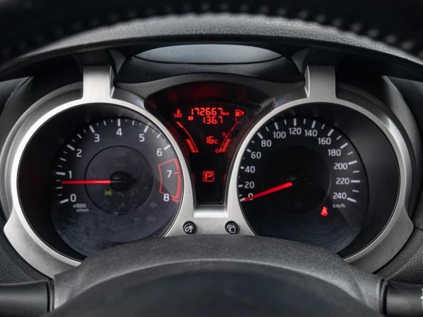 Nissan Juke I с пробегом 2014 года, цена 1 079 000 рублей, 172667 км, внедорожник, Автокод Объявления