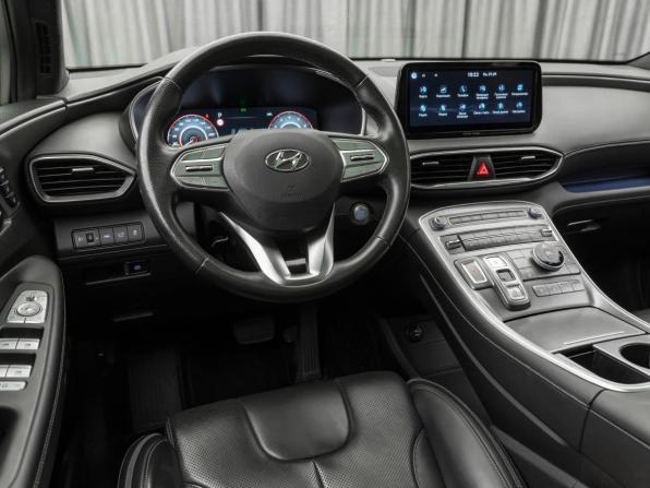 Hyundai Santa Fe IV Рестайлинг с пробегом 2022 года, цена 3 890 000 рублей, 40642 км, внедорожник, Автокод Объявления