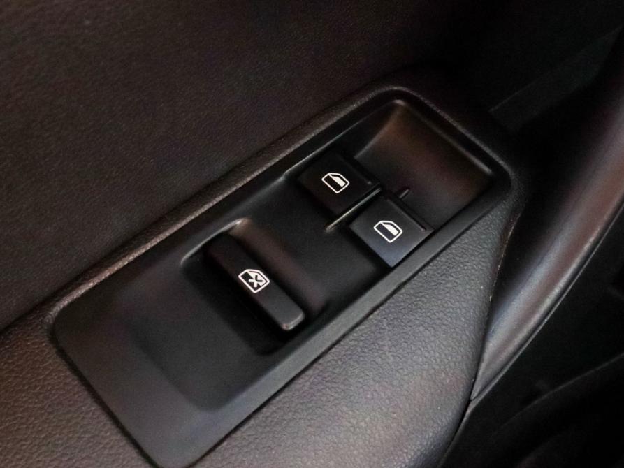 Volkswagen Polo V Рестайлинг Екатеринбург  - изображение 13