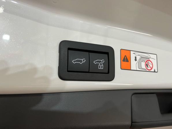 Toyota RAV4 VI (XA60) с пробегом 2026 года, цена 4 340 000 рублей, 16 км, внедорожник, Автокод Объявления