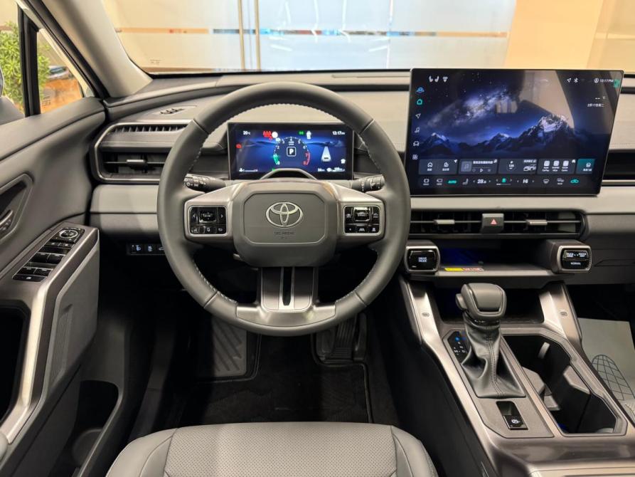 Toyota RAV4 VI (XA60) Челябинск  - изображение 17