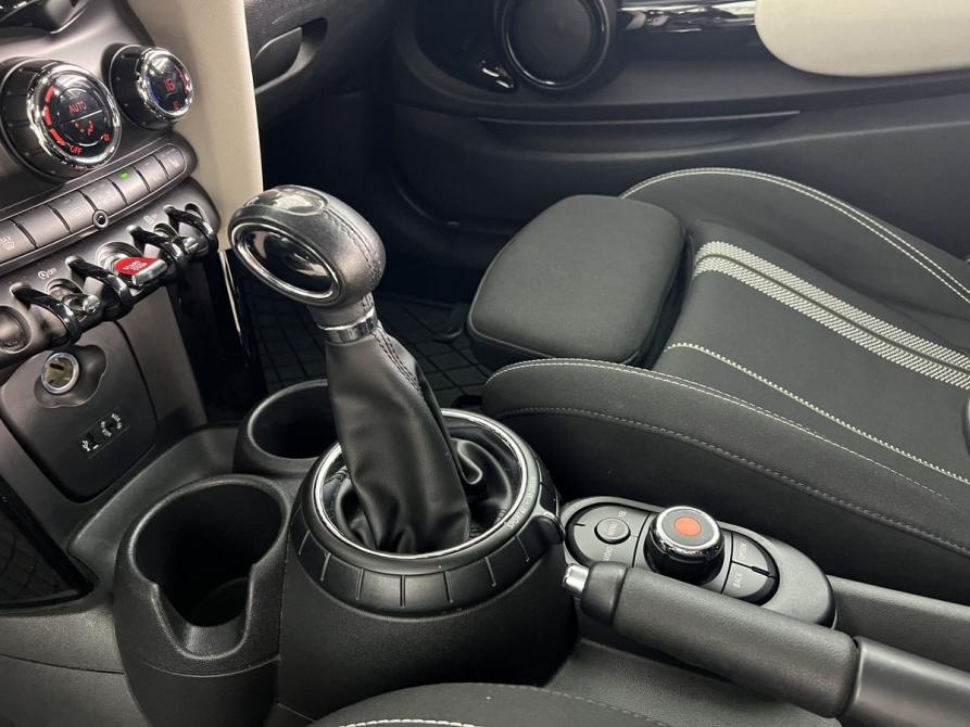 Mini Hatch III (F55/F56) Москва  - изображение 15