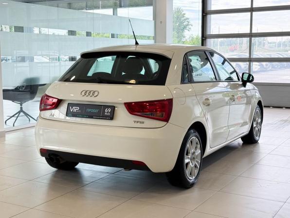 Audi A1 I (8X) с пробегом 2013 года, цена 737 000 рублей, 213165 км, хэтчбек, Автокод Объявления