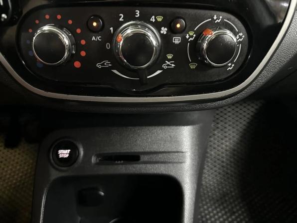 Renault Kaptur I с пробегом 2016 года, цена 970 000 рублей, 136155 км, внедорожник, Автокод Объявления