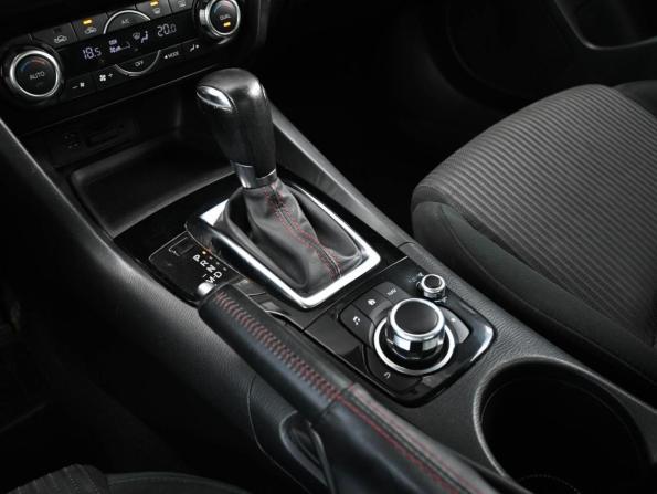 Mazda 3 III (BM) с пробегом 2013 года, цена 1 099 000 рублей, 236746 км, седан, Автокод Объявления