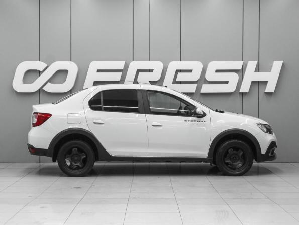Renault Logan II Рестайлинг с пробегом 2021 года, цена 899 000 рублей, 174618 км, седан, Автокод Объявления
