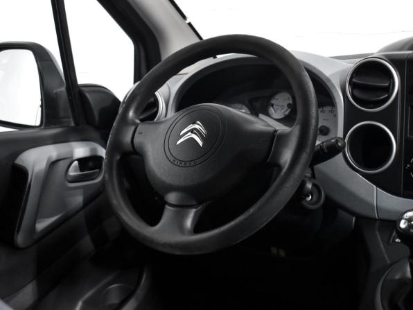 Citroen Berlingo II Рестайлинг с пробегом 2013 года, цена 609 000 рублей, 193533 км, компактвэн, Автокод Объявления