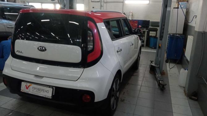 Kia Soul II Рестайлинг с пробегом 2018 года, цена 1 450 000 рублей, 169744 км, хэтчбек, Автокод Объявления