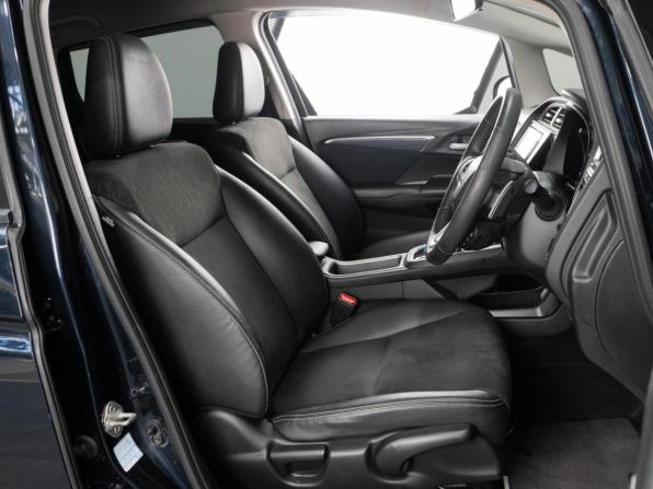 Honda Shuttle II с пробегом 2015 года, цена 1 470 000 рублей, 113721 км, универсал, Автокод Объявления