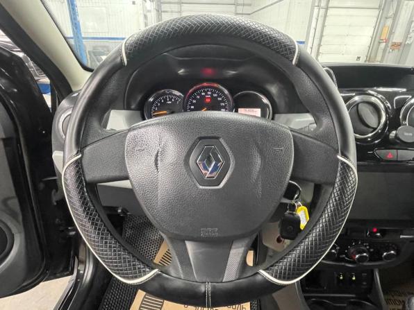 Renault Duster I Рестайлинг с пробегом 2017 года, цена 929 000 рублей, 75310 км, внедорожник, Автокод Объявления