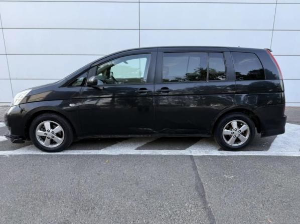 Toyota ISis I с пробегом 2004 года, цена 680 000 рублей, 413990 км, компактвэн, Автокод Объявления