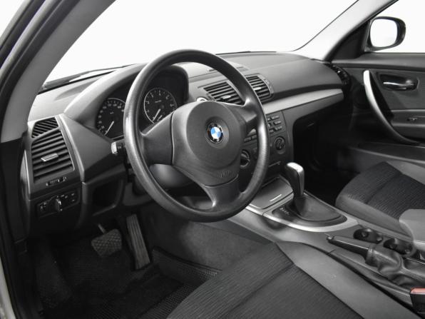 BMW 1 серии I (E81/E82/E87/E88) Рестайлинг с пробегом 2011 года, цена 1 350 000 рублей, 50408 км, хэтчбек, Автокод Объявления