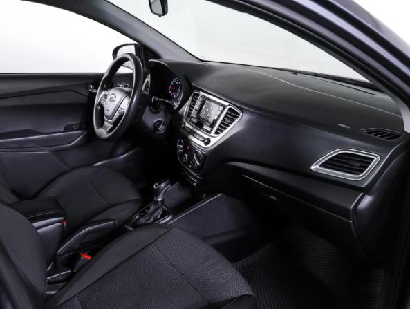 Hyundai Solaris II Рестайлинг с пробегом 2021 года, цена 885 000 рублей, 360000 км, седан, Автокод Объявления