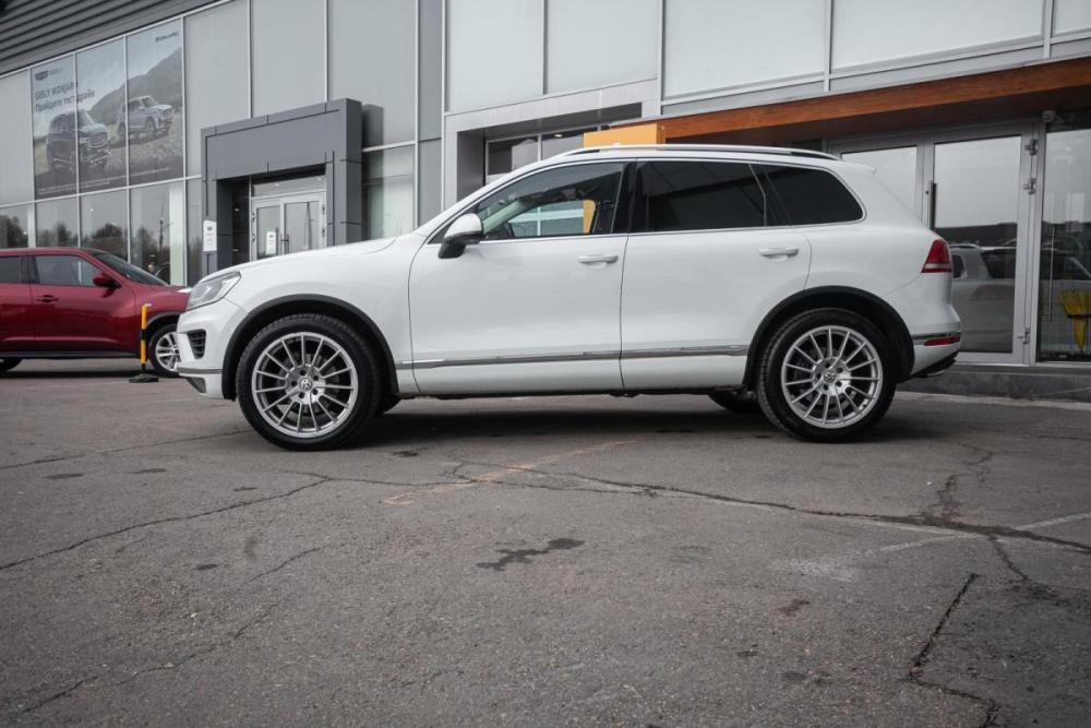 Volkswagen Touareg II Рестайлинг Иркутск  - изображение 4