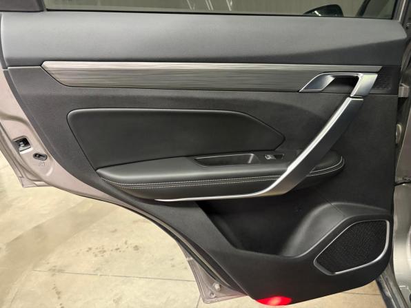 Geely Farizon FX с пробегом 2023 года, цена 1 797 000 рублей, 91434 км, пикап, Автокод Объявления