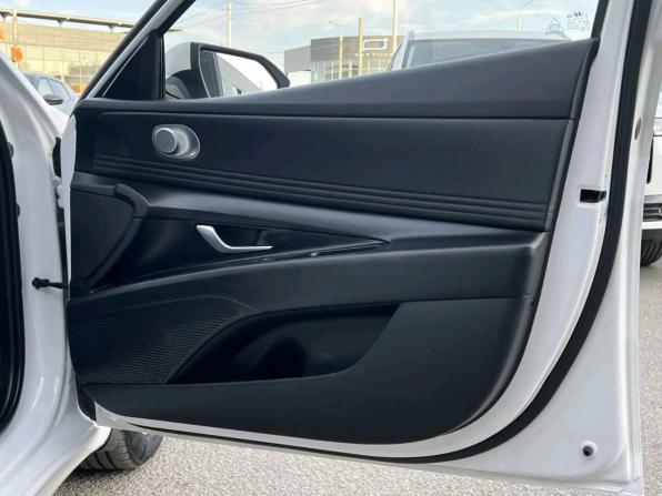 Hyundai Elantra VII (CN7) с пробегом 2021 года, цена 1 597 000 рублей, 160405 км, седан, Автокод Объявления