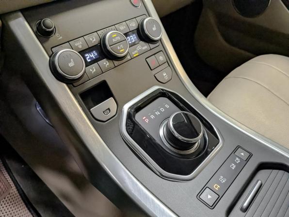 Land Rover Range Rover Evoque I Рестайлинг с пробегом 2018 года, цена 2 550 000 рублей, 141212 км, внедорожник, Автокод Объявления