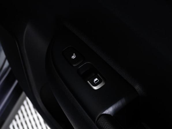 Kia Rio IV Рестайлинг с пробегом 2021 года, цена 2 247 000 рублей, 34173 км, хэтчбек, Автокод Объявления