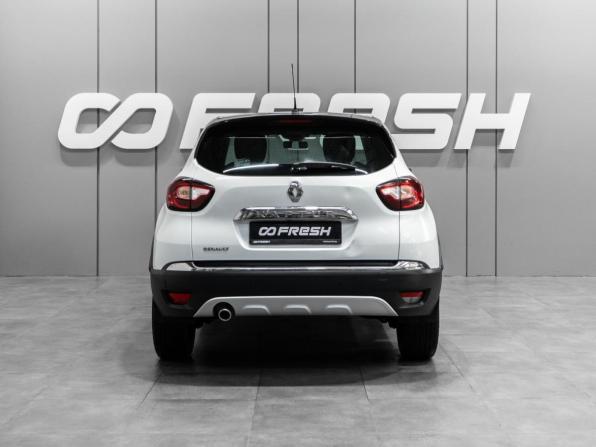 Renault Kaptur I с пробегом 2016 года, цена 1 379 000 рублей, 77149 км, внедорожник, Автокод Объявления