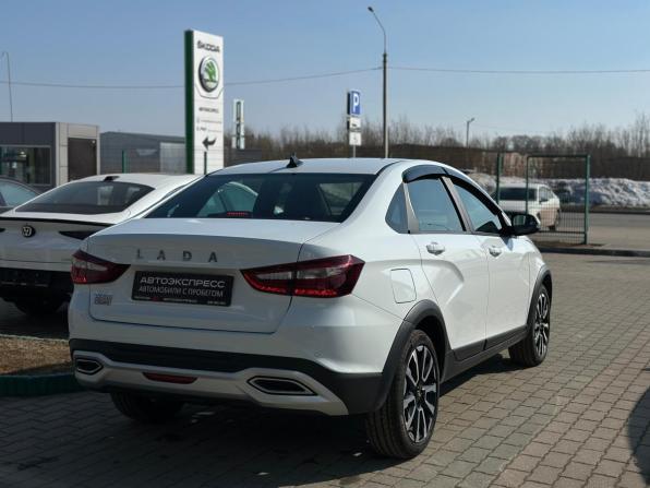 Lada (ВАЗ) Vesta I Рестайлинг (NG) с пробегом 2023 года, цена 1 790 000 рублей, 11530 км, седан, Автокод Объявления