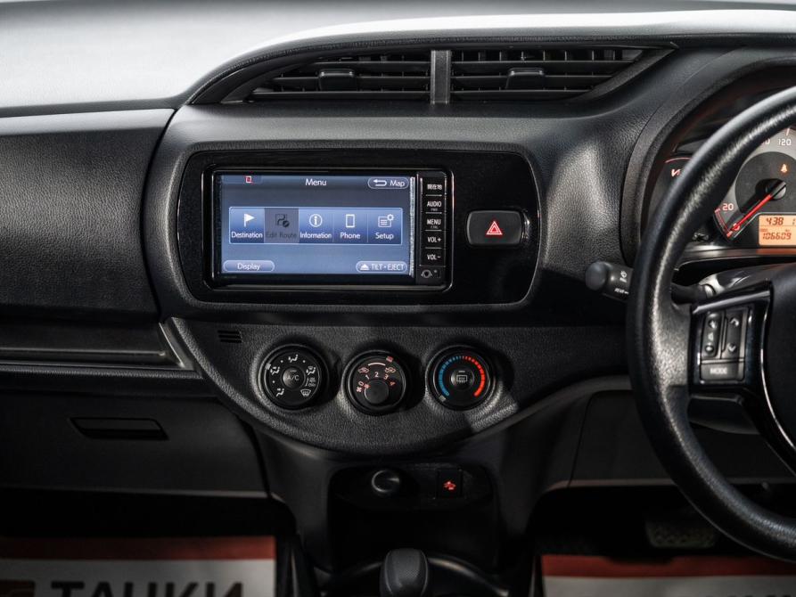 Toyota Vitz III (XP130) Рестайлинг 2 Иркутск  - изображение 13