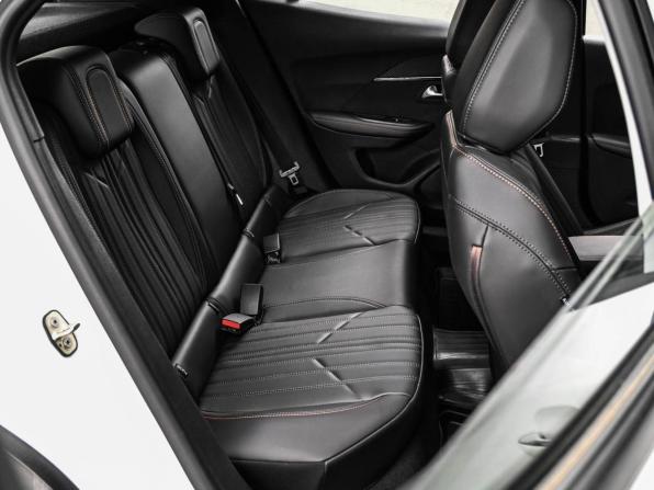 Peugeot 2008 II с пробегом 2021 года, цена 1 919 000 рублей, 13598 км, внедорожник, Автокод Объявления