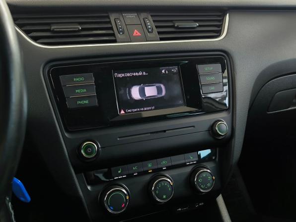 Skoda Octavia III (A7) с пробегом 2015 года, цена 1 335 000 рублей, 135348 км, лифтбек, Автокод Объявления