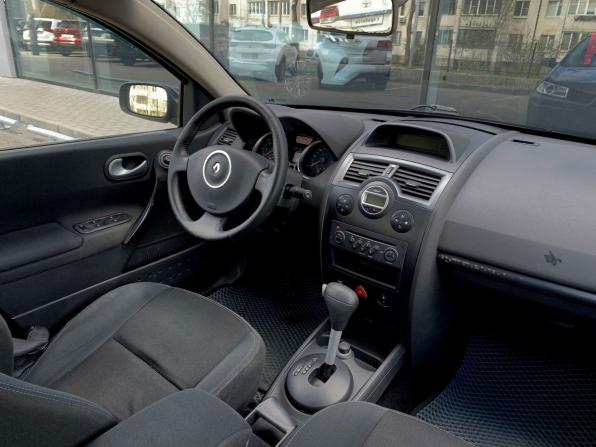 Renault Megane II Рестайлинг с пробегом 2008 года, цена 395 000 рублей, 175000 км, седан, Автокод Объявления