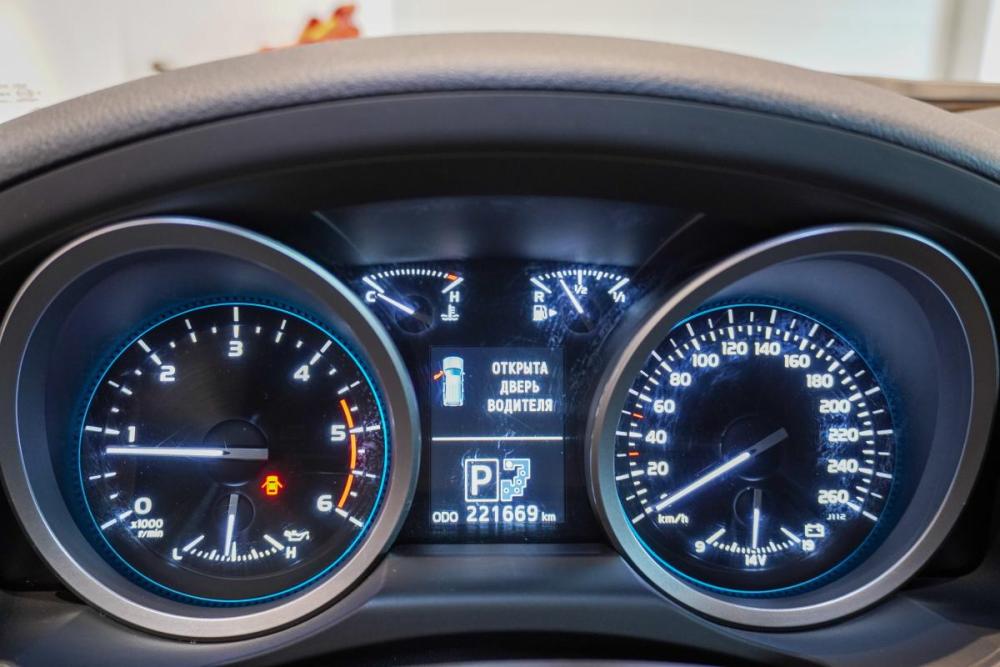 Toyota Land Cruiser 200 Series Рестайлинг 1 Калининград  - изображение 11