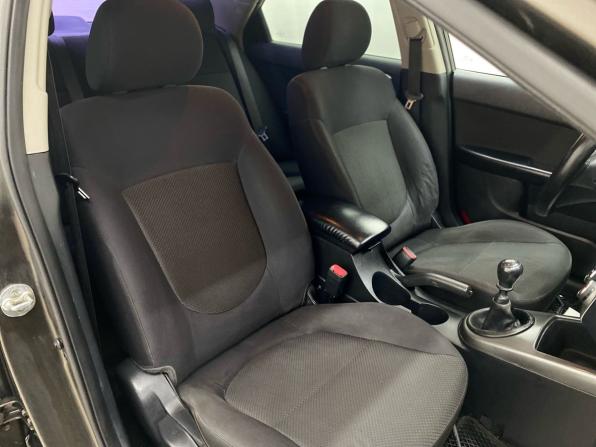 Kia Cerato II с пробегом 2010 года, цена 580 000 рублей, 188149 км, седан, Автокод Объявления