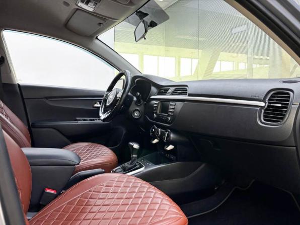 Kia Rio IV с пробегом 2018 года, цена 1 330 000 рублей, 110614 км, седан, Автокод Объявления