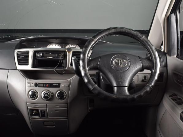 Toyota Noah I (R60) с пробегом 2002 года, цена 829 995 рублей, 300956 км, минивэн, Автокод Объявления