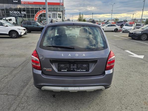 Lada (ВАЗ) Granta I Рестайлинг с пробегом 2022 года, цена 749 995 рублей, 74556 км, универсал, Автокод Объявления