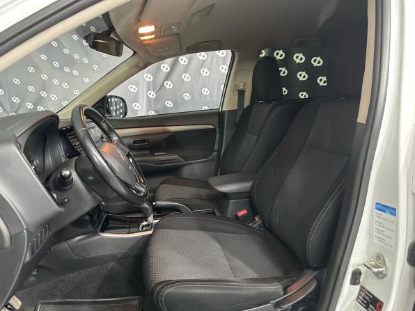 Mitsubishi Outlander III Рестайлинг 2 с пробегом 2017 года, цена 1 980 000 рублей, 116200 км, внедорожник, Автокод Объявления