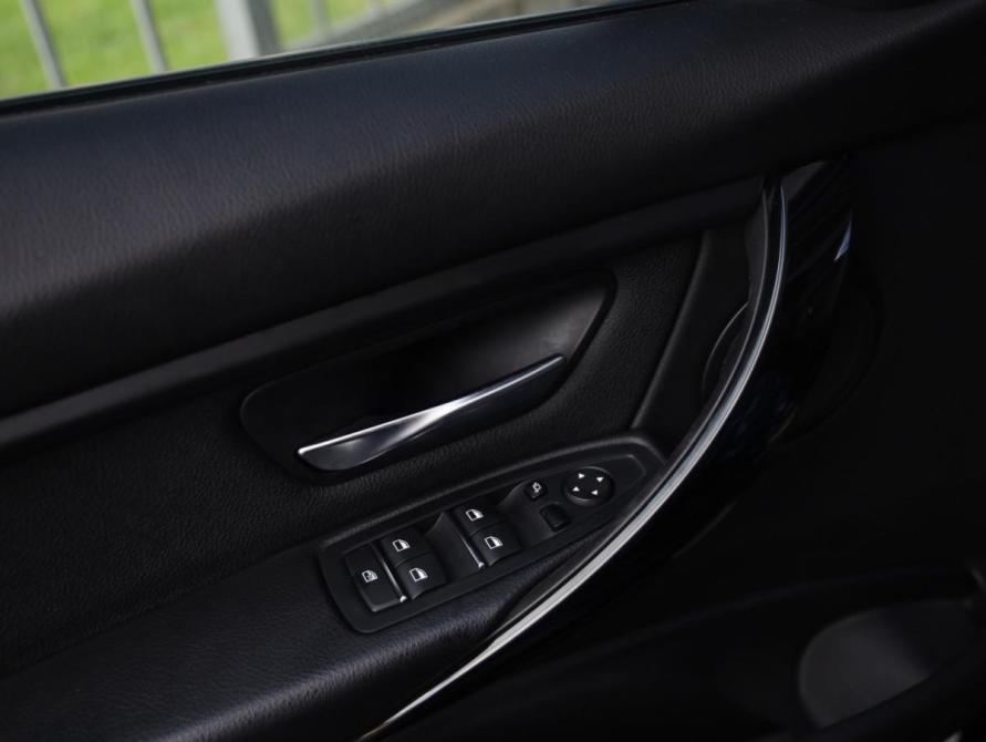BMW 3 серии VI (F3x) Рестайлинг Санкт-Петербург  - изображение 24