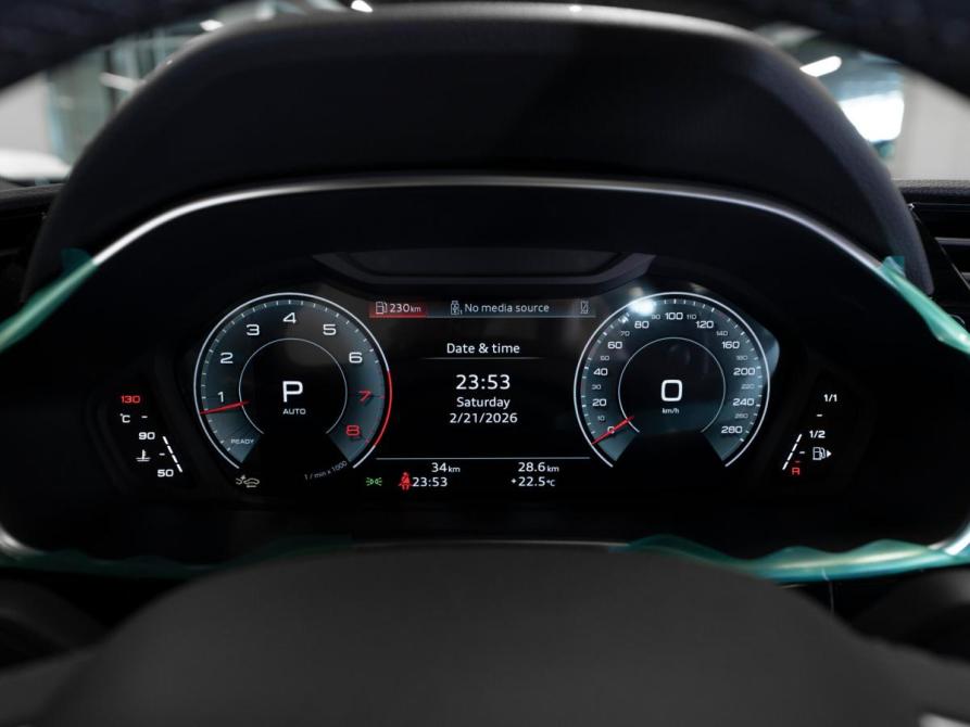 Audi Q3 II (F3) Москва  - изображение 12