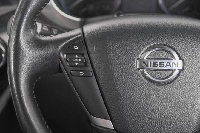 Nissan Elgrand III (E52) Рестайлинг с пробегом 2018 года, цена 3 449 000 рублей, 71000 км, минивэн, Автокод Объявления