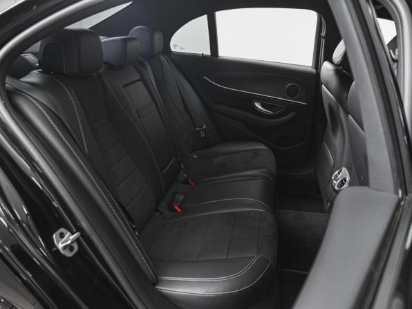 Mercedes-Benz E-Класс V (W213 S213 C238) Рестайлинг с пробегом 2021 года, цена 4 998 938 рублей, 93799 км, седан, Автокод Объявления