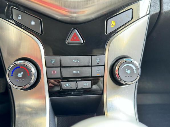 Chevrolet Cruze I Рестайлинг с пробегом 2013 года, цена 1 260 000 рублей, 58041 км, седан, Автокод Объявления