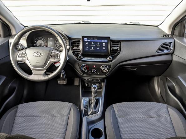 Hyundai Solaris II Рестайлинг с пробегом 2021 года, цена 1 485 000 рублей, 93652 км, седан, Автокод Объявления